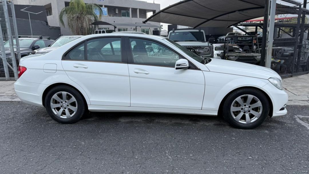 Mercedes Benz C180 CGI 2014