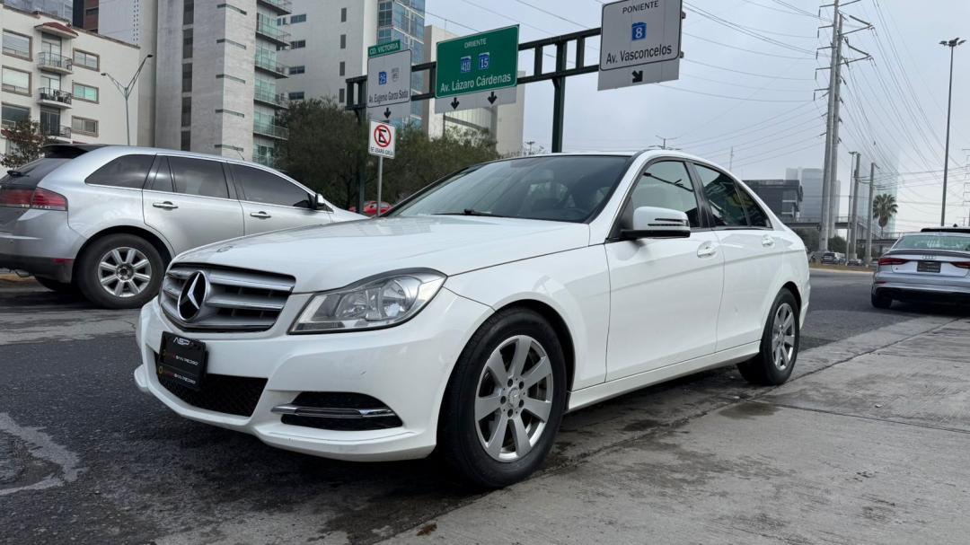 Mercedes Benz C180 CGI 2014