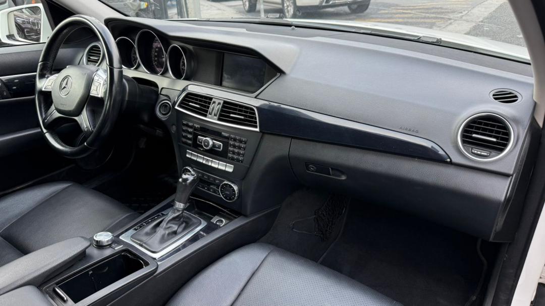 Mercedes Benz C180 CGI 2014
