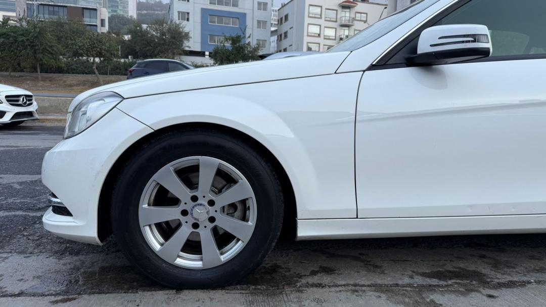 Mercedes Benz C180 CGI 2014