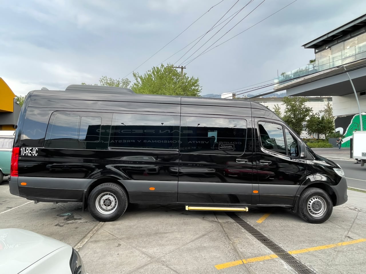 SPRINTER VAN PASAJE 517 X LARGA