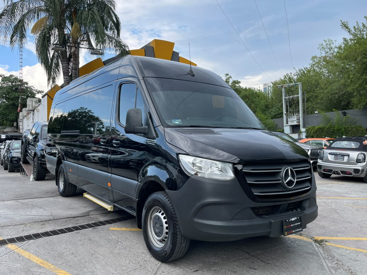 SPRINTER VAN PASAJE 517 X LARGA