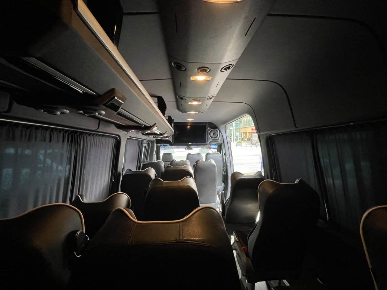 SPRINTER VAN PASAJE 517 X LARGA