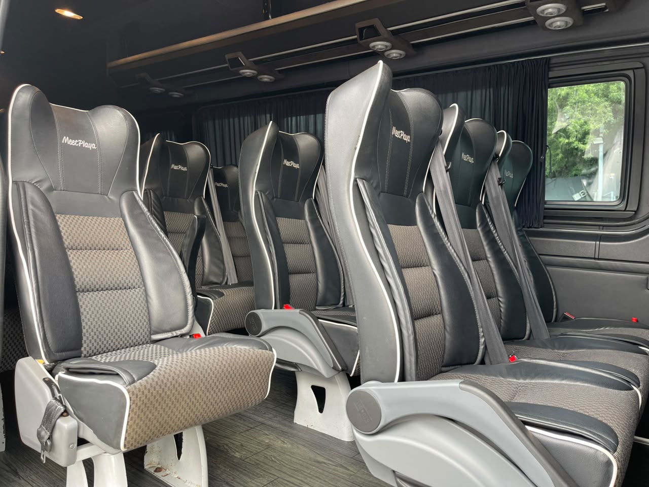 SPRINTER VAN PASAJE 517 X LARGA