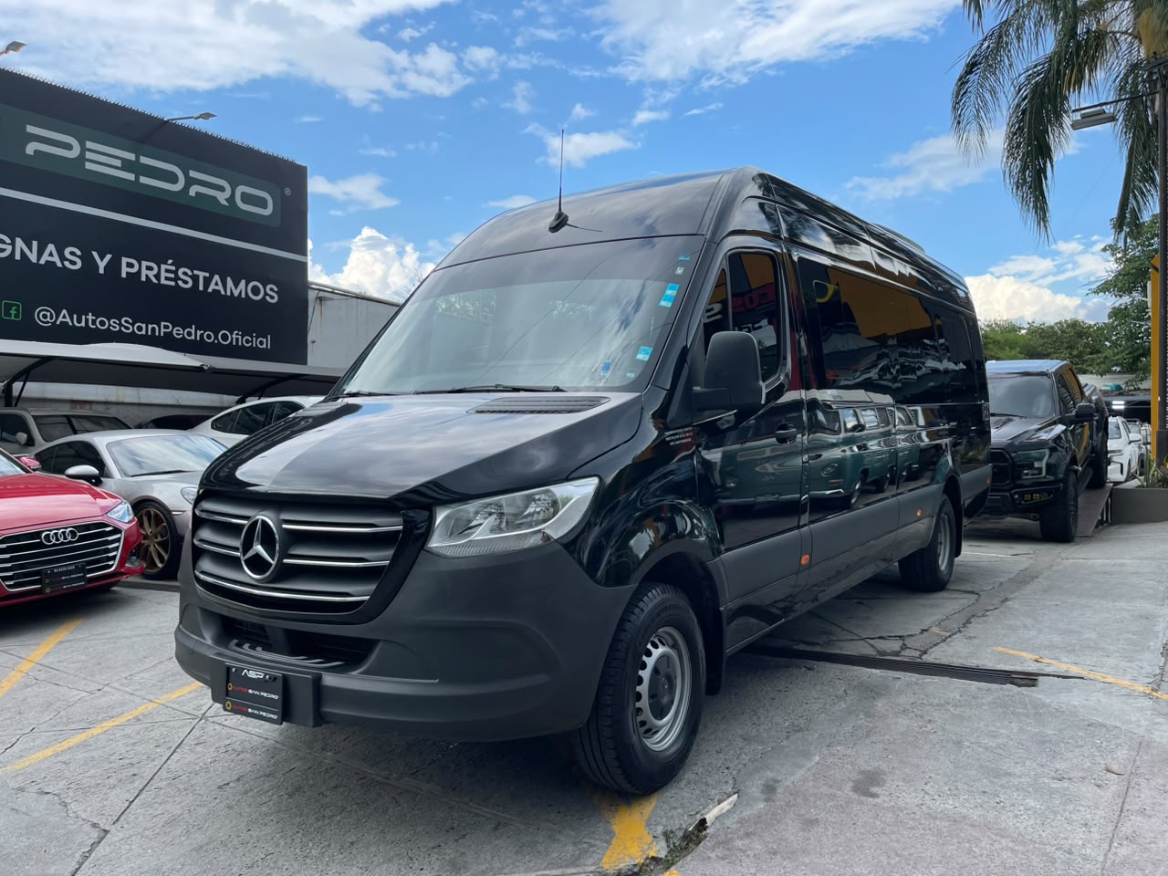 SPRINTER VAN PASAJE 517 X LARGA