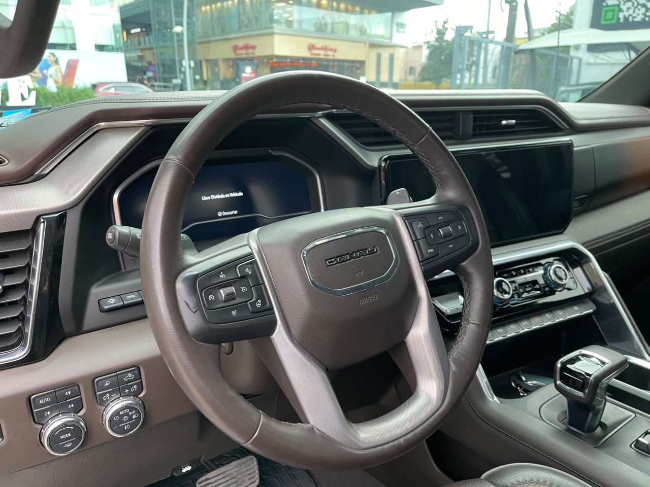 SIERRA CREW CAB DENALI 4X4