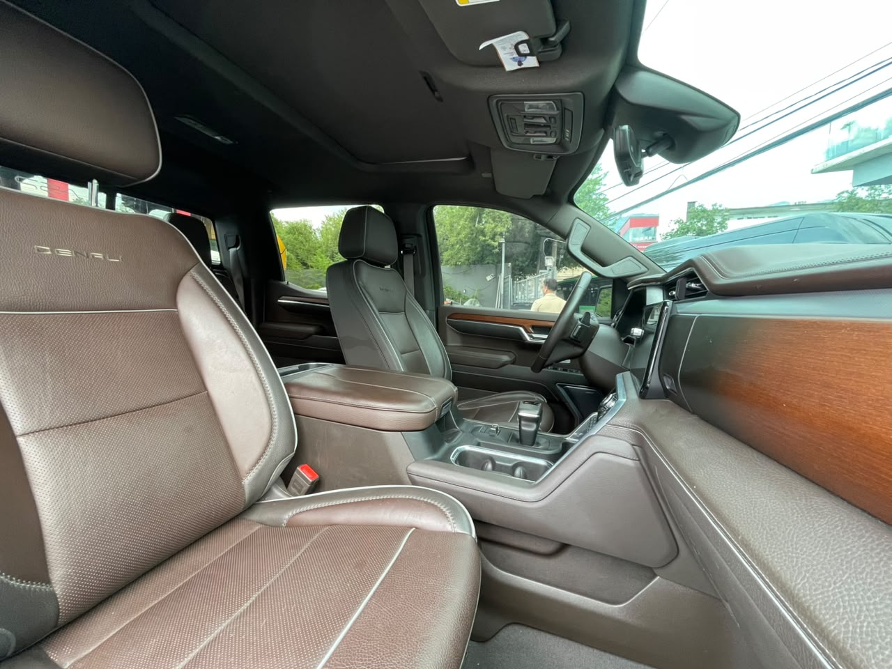 SIERRA CREW CAB DENALI 4X4