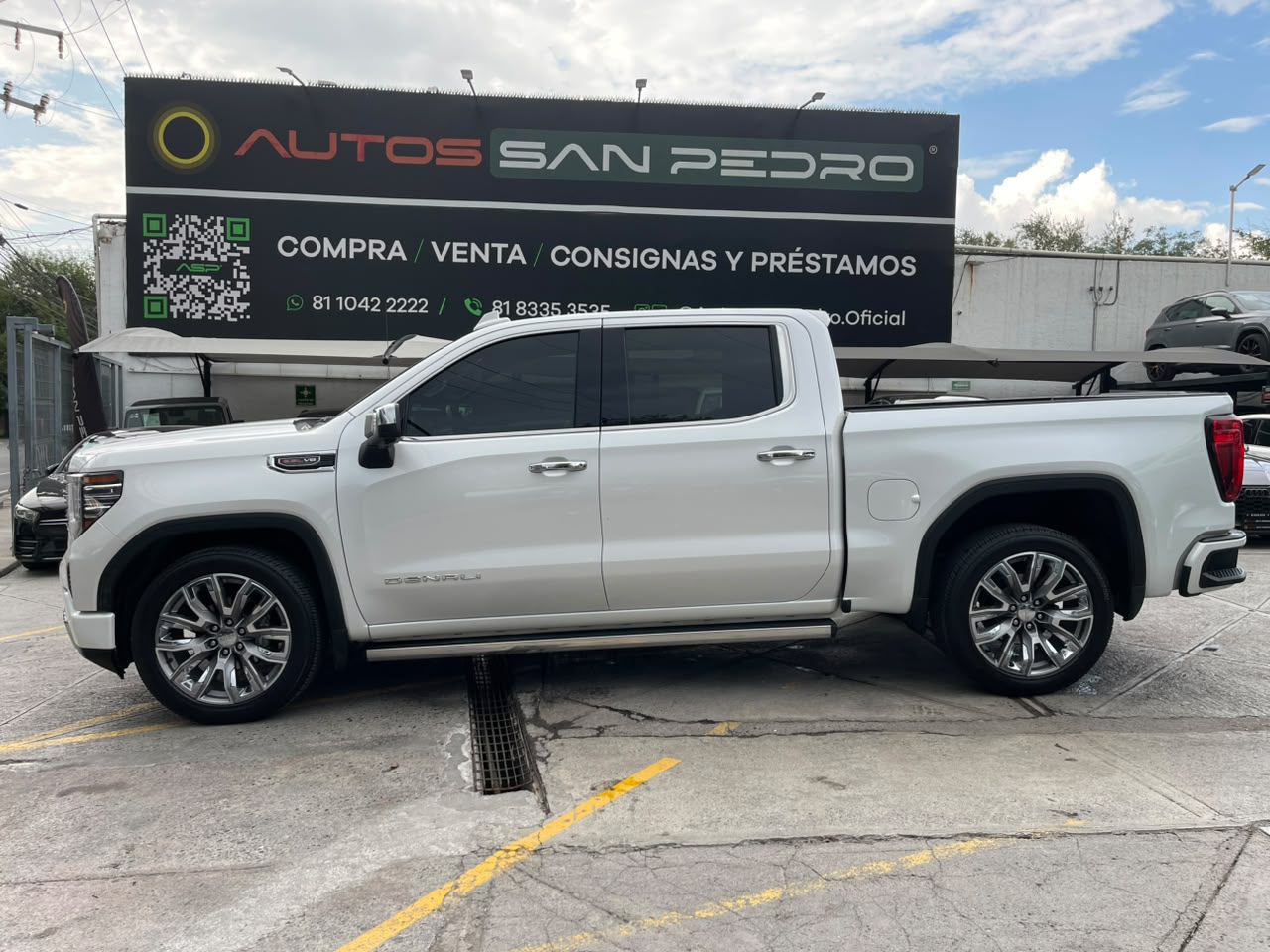 SIERRA CREW CAB DENALI 4X4
