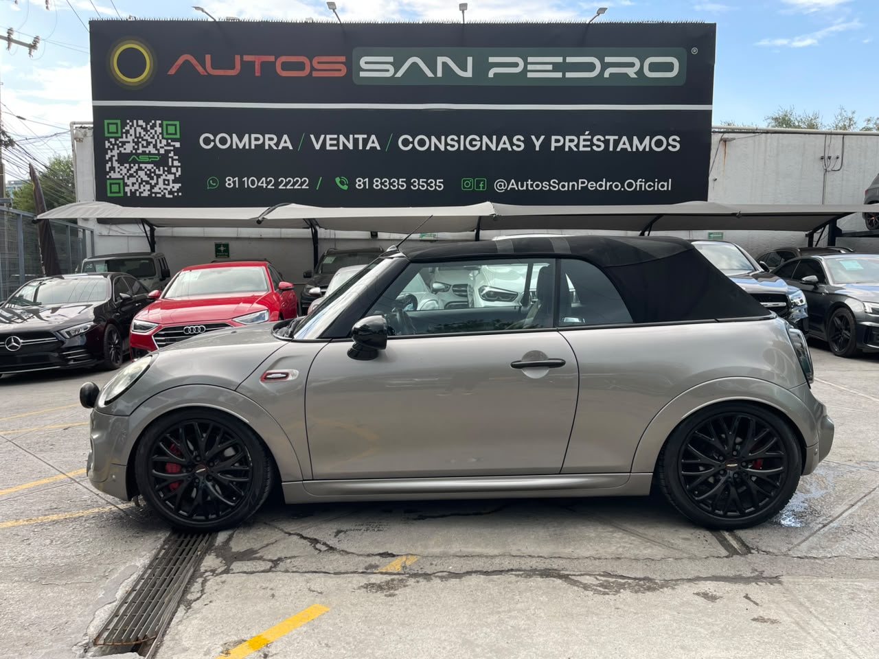 MINI COOPER COVERTIBLE JCW HOT CHILI