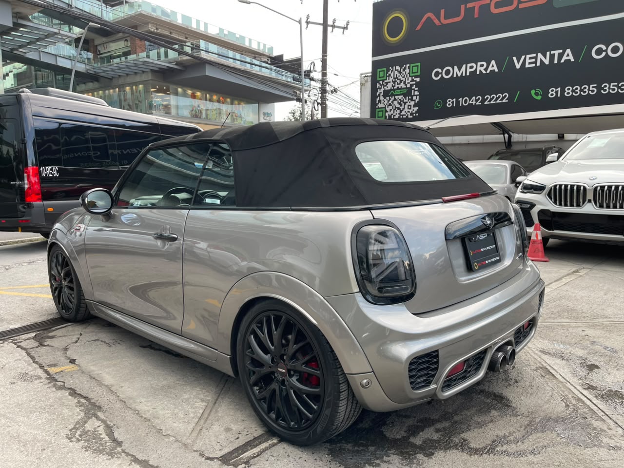 MINI COOPER COVERTIBLE JCW HOT CHILI