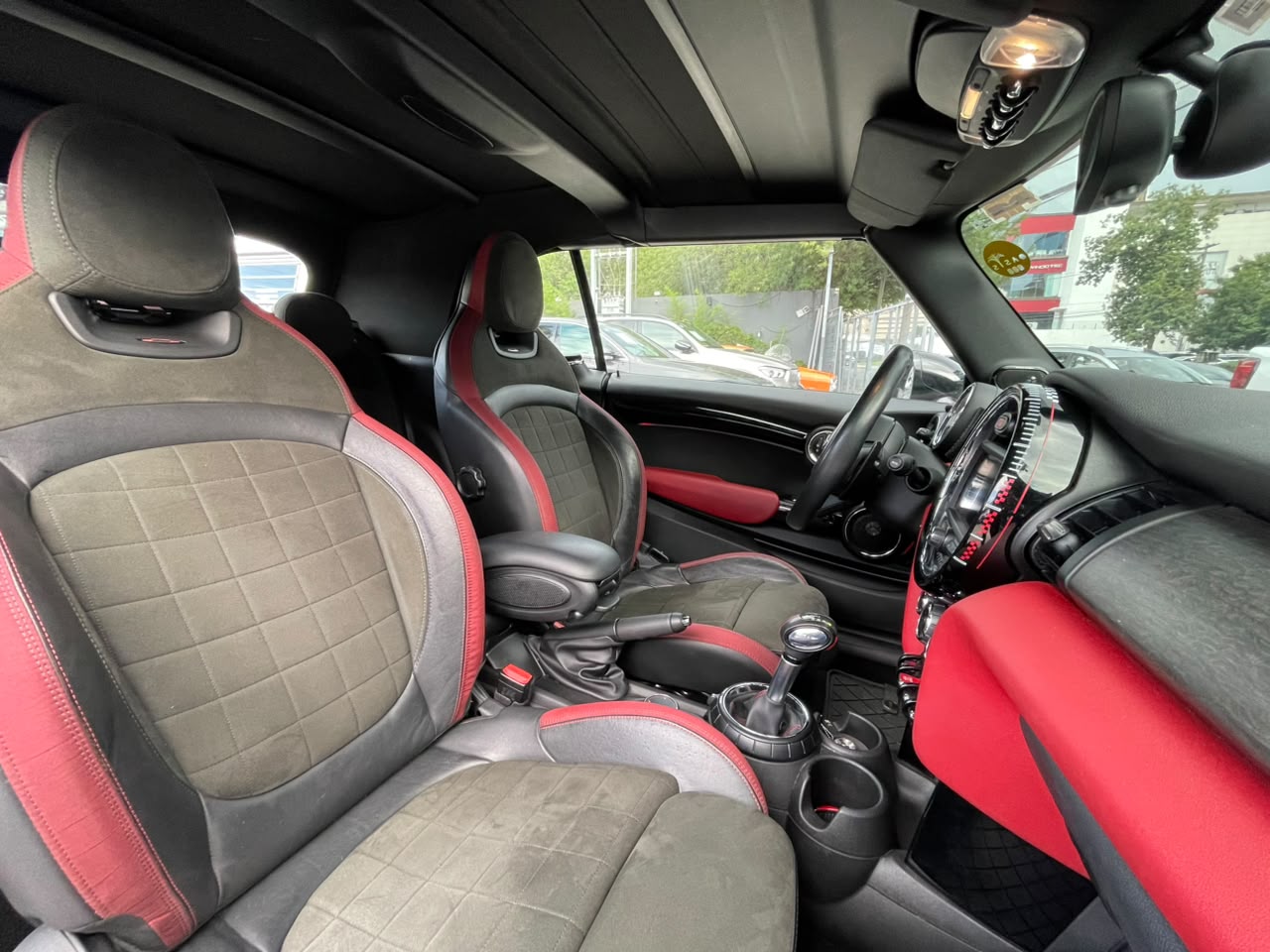 MINI COOPER COVERTIBLE JCW HOT CHILI