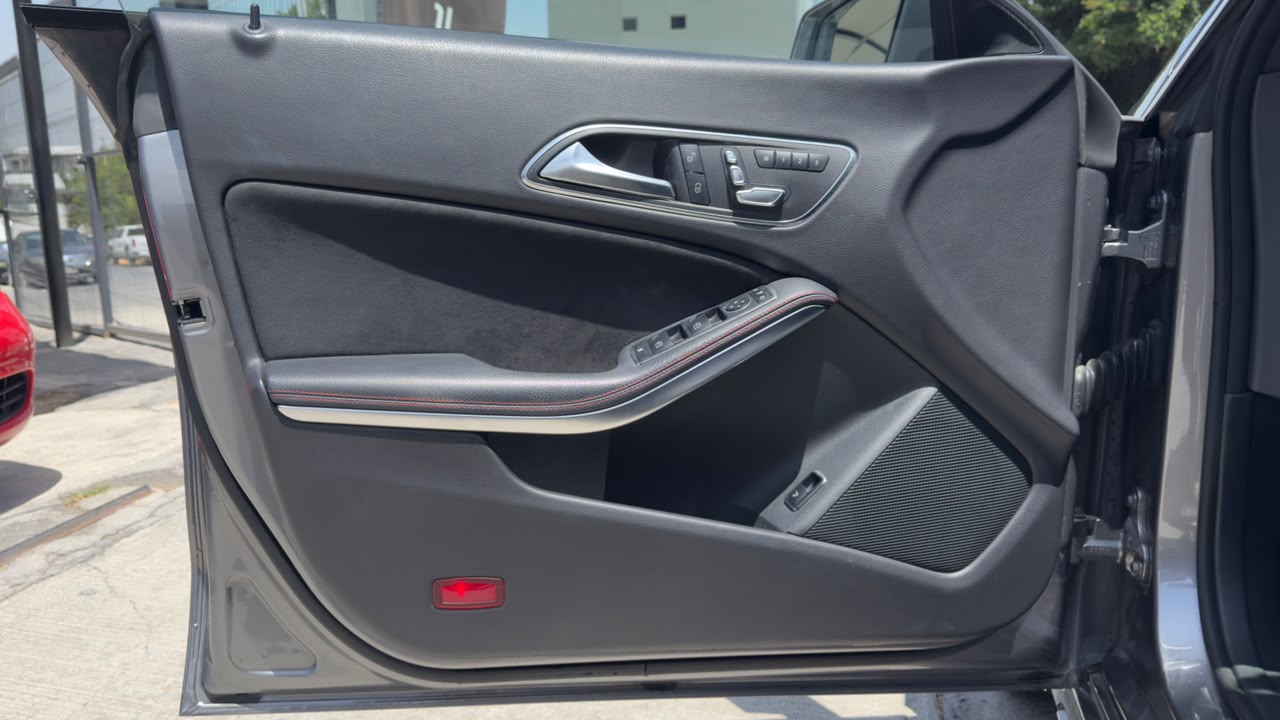 MERCEDES BENZ CLA 250 SPORT 2019