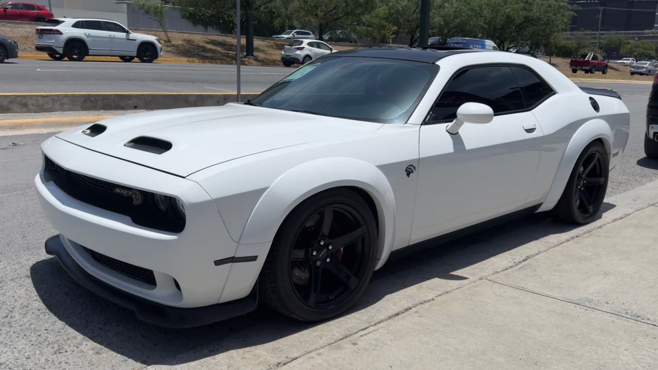 DODGE CHALLENGER SRT HELLCAT 2019