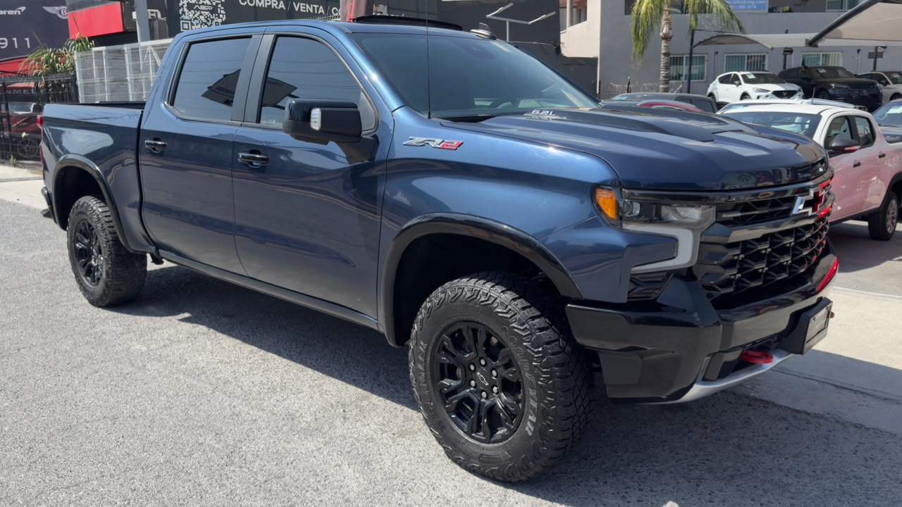 CHEVROLET CHEYENNE ZR2 2022