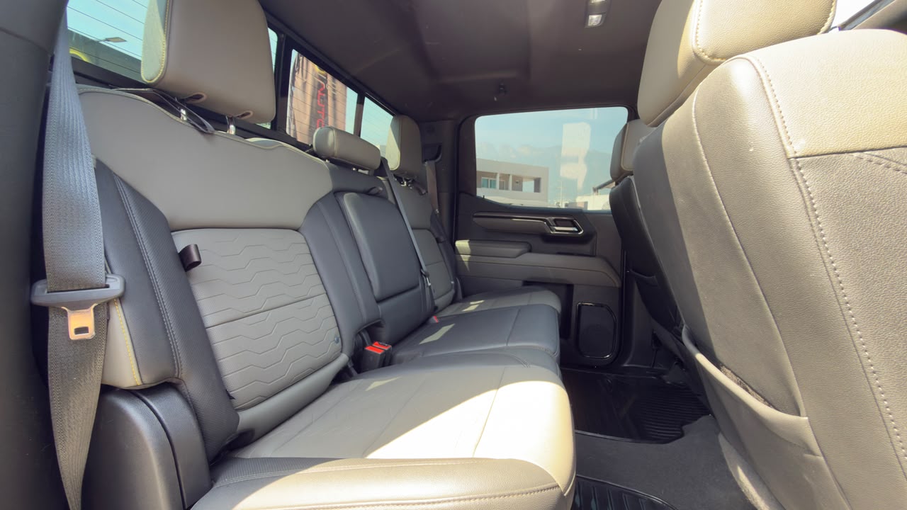 CHEVROLET CHEYENNE ZR2 2022