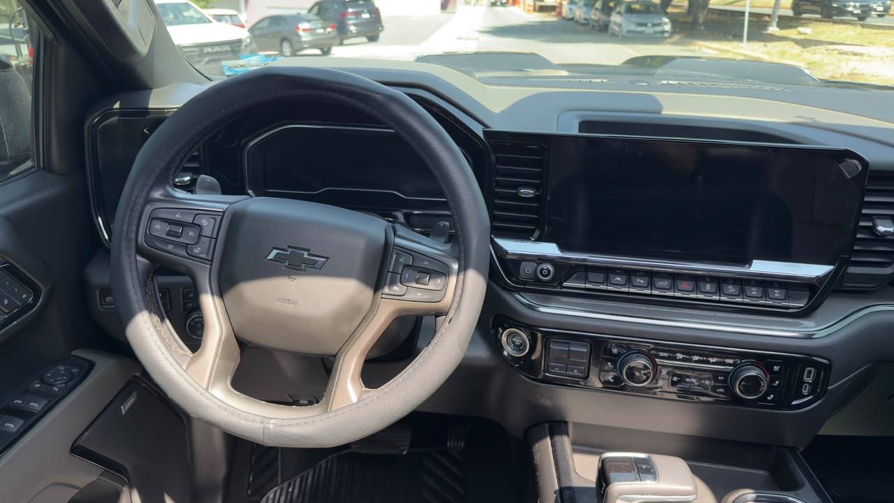 CHEVROLET CHEYENNE ZR2 2022