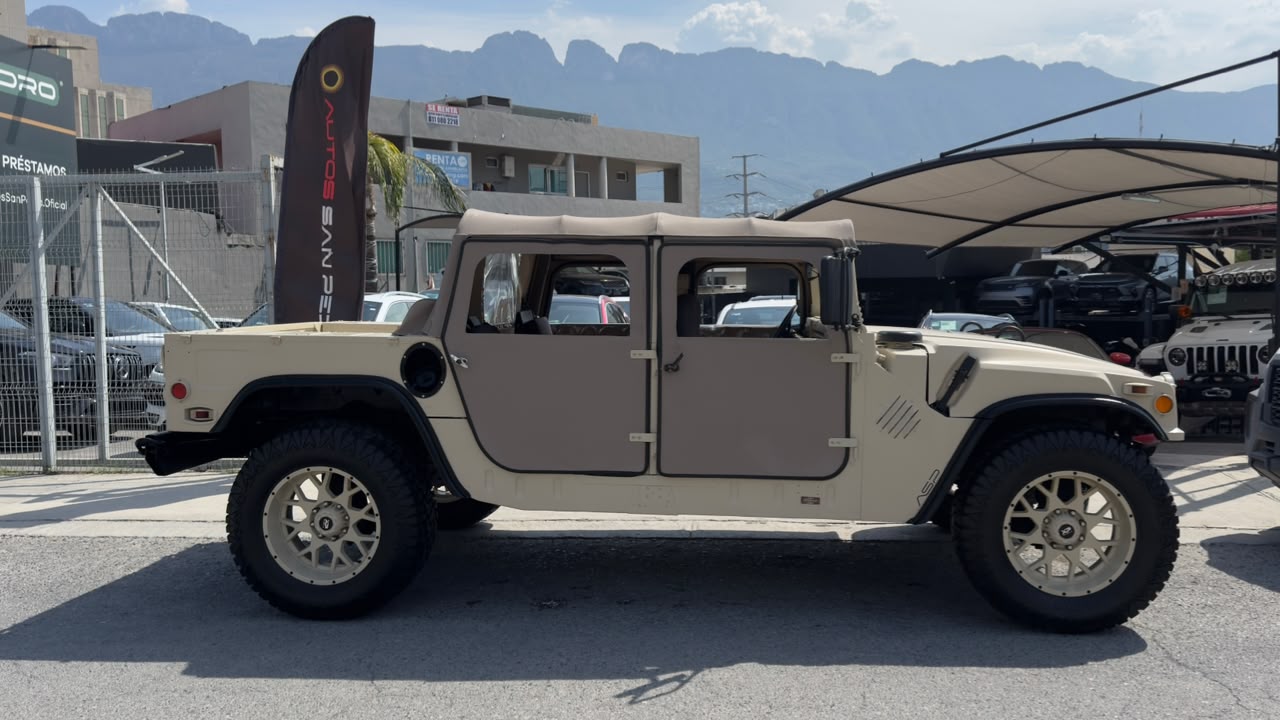 HUMMER H1 2006