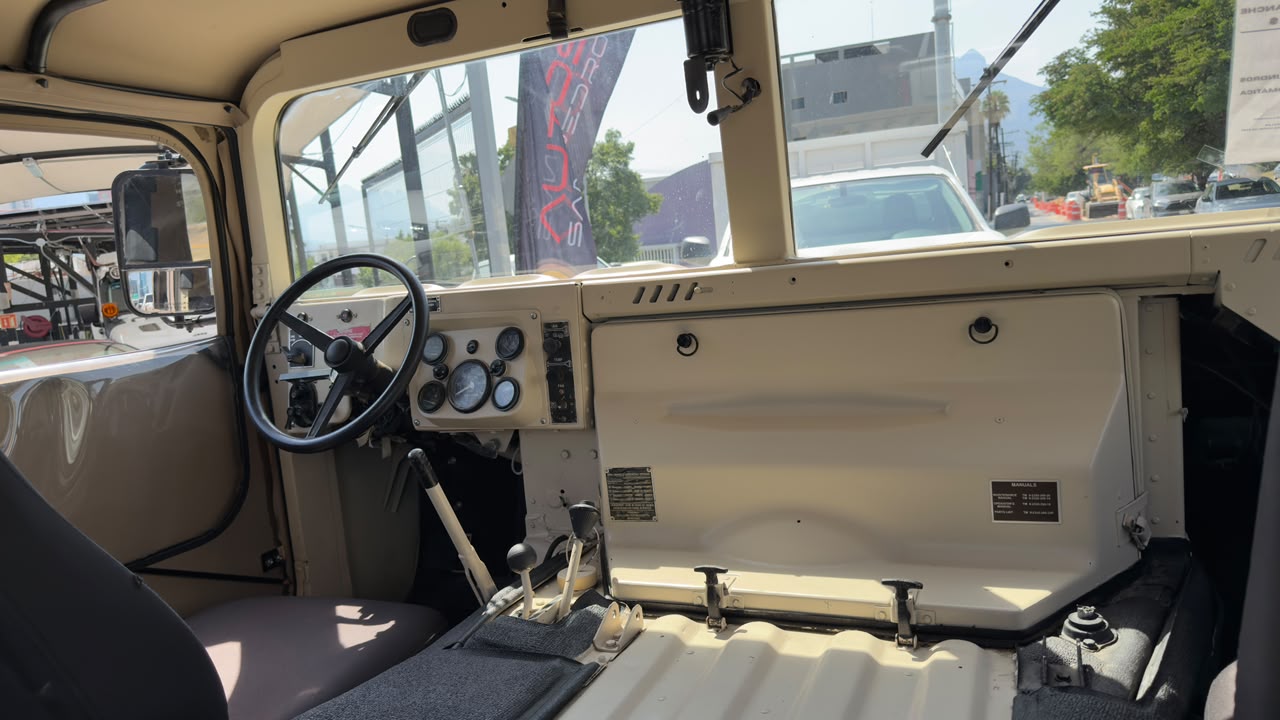 HUMMER H1 2006